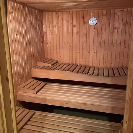Appartamento Cocooning Au Avec Piscine